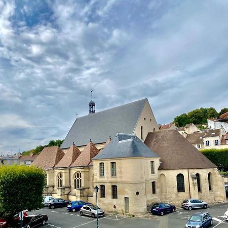 F2 Haut De Gamme Avec Vue Sur Notre Dame Pontoise Exterior photo